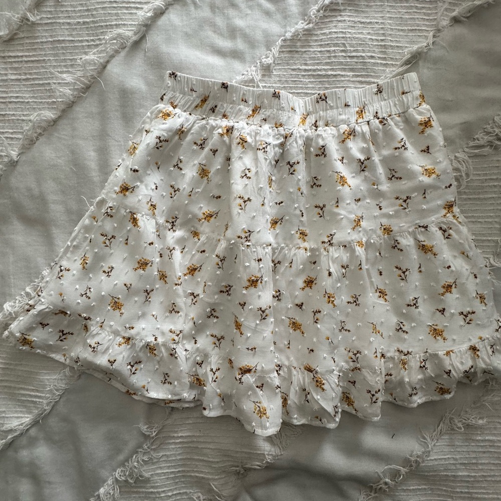 Forever 21 White Mini Skirt with Yellow Floral Detail
